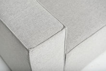 Canapea extensibila Leilani, 3 locuri, la comanda, 100+ culori - SofaMix.ro