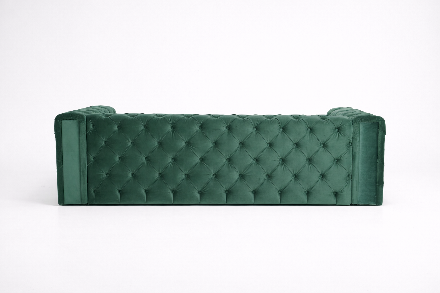 Canapea extensibila Chesterfield Studio 2, 3 locuri, la comanda, 100+ culori, cu picioare